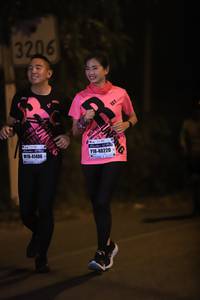 BIB: 3206, 41406, 40220
                            <button type="button" onclick="openModal(9105532)" class="btn btn-primary btn-sm float-right btn-popup" data-toggle="modal" data-target=".modal-high-quality">
                        <i class="fas fa-shopping-cart"></i> Add to Cart
                    </button>
                                            <button type="button" onclick="isThisMe(9105532, true)" class="btn btn-success btn-sm float-right btn-popup btn-isme hidden" data-toggle="tooltip" data-placement="bottom" title="นี่คือรูปของคุณใช่ไหม คลิกที่นี่เพื่อเอาเข้าอัลบั้ม">
                        <i class="fas fa-plus"></i> Add to album
                    </button>
                    <button type="button" onclick="isThisMe(9105532, false)" class="btn btn-warning btn-sm float-right btn-popup btn-isnotme hidden">
                        <i class="fas fa-ban"></i> Remove from album
                    </button>